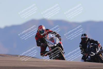 media/Nov-06-2023-Moto Forza (Mon) [[ce023d0744]]/3-Intermediate Group/Session 5 (Turn 9)/